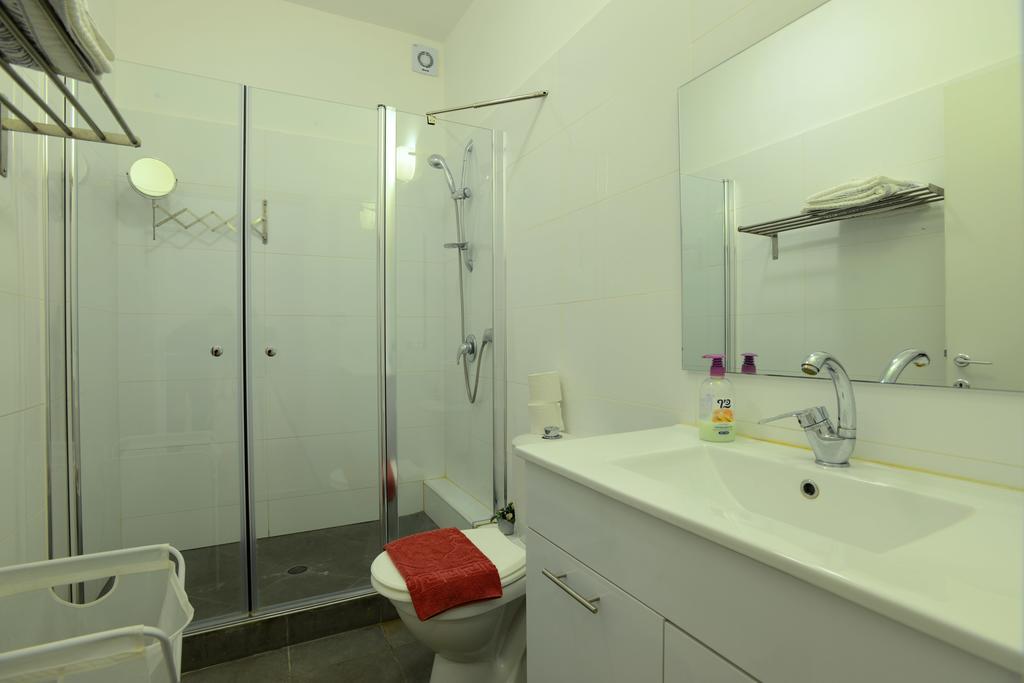Haatzmaut Bat Yam Beach Ruang foto